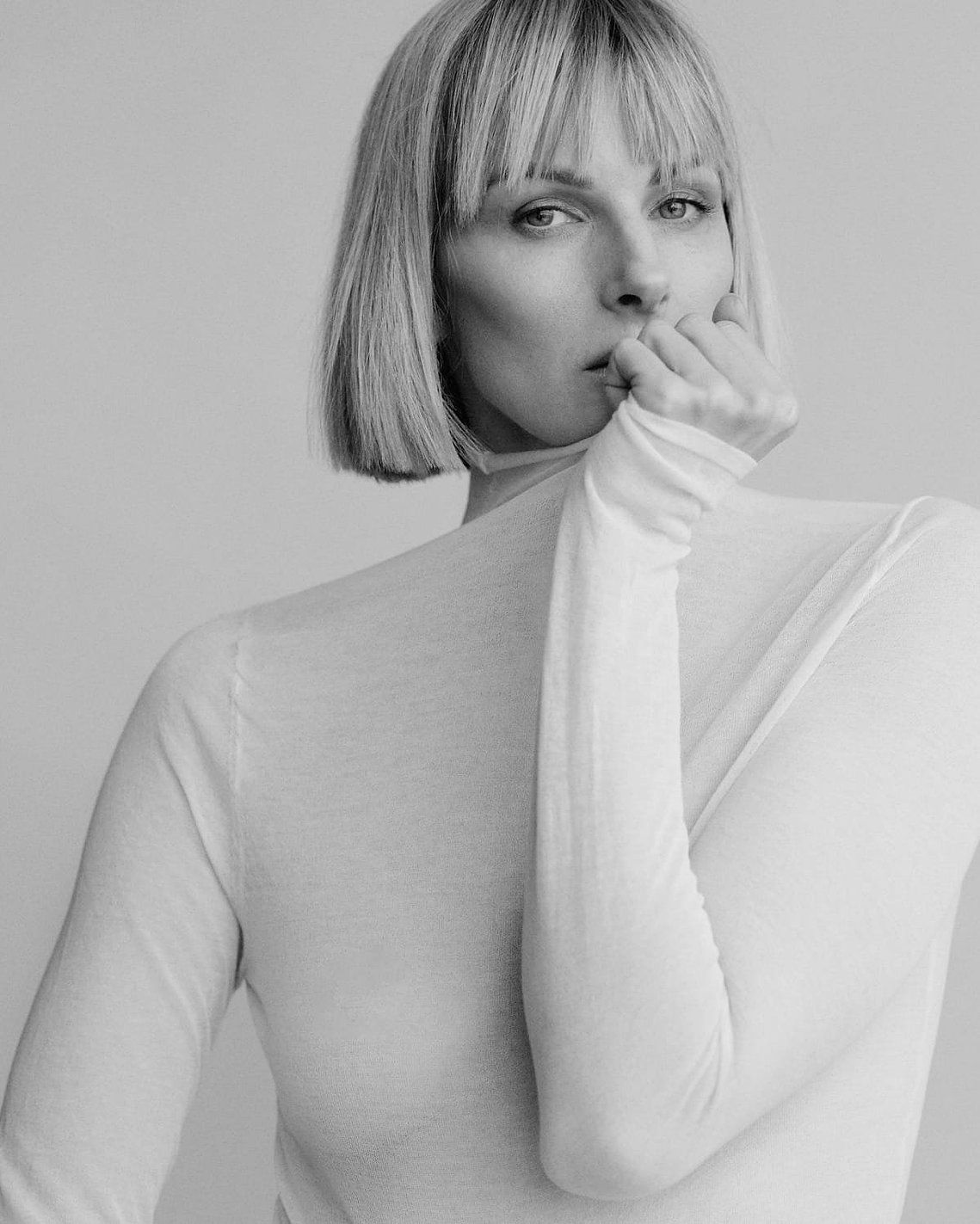 Szilvia Kovács “Syluette”